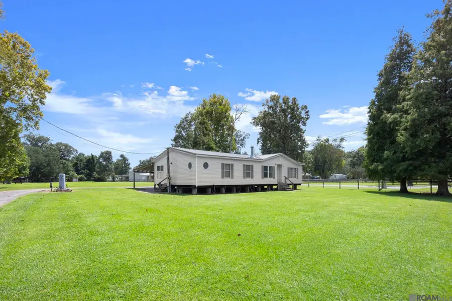 37022 White Rd, Prairieville, LA 70769 - #3