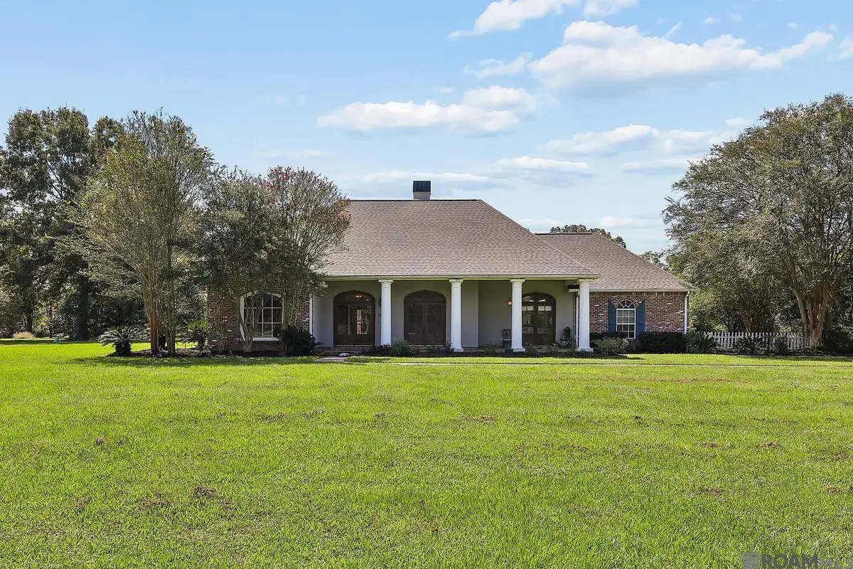 1026 Hunters Run Ave, Zachary, LA 70791 - #1