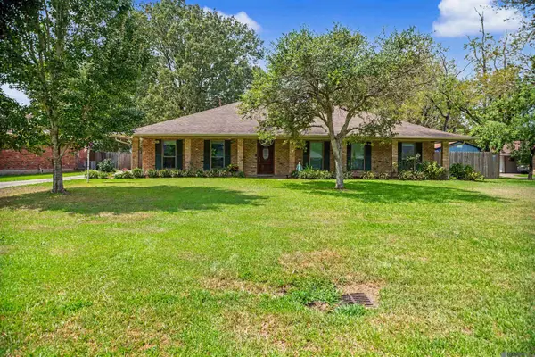 11021 Fieldcrest Dr, Baton Rouge, LA 70811