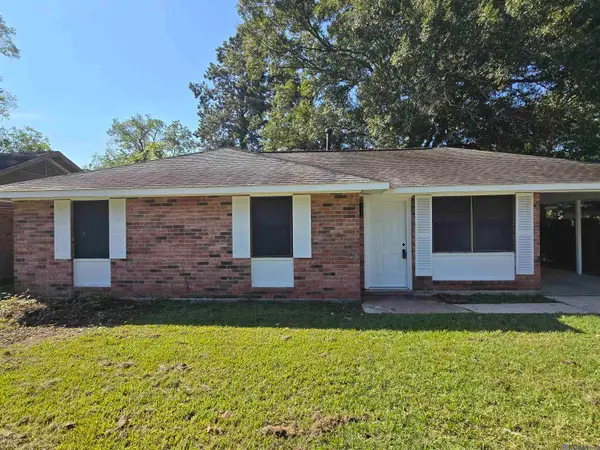 16438 Vermillion Dr, Baton Rouge, LA 70819