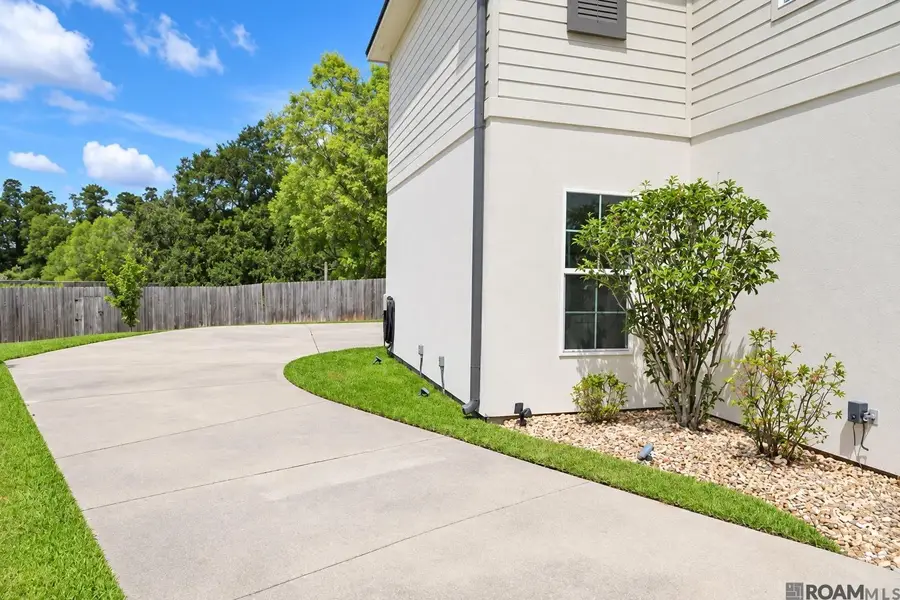 13255 Hodges Dr, Geismar, LA 70734 - #2