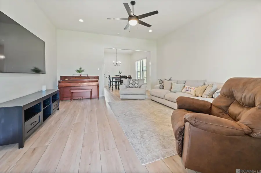 23585 Conifer Dr #594, Denham Springs, LA 70726 - #2