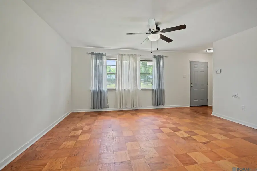 8435 N Essen Heights Ct, Baton Rouge, LA 70809 - #2