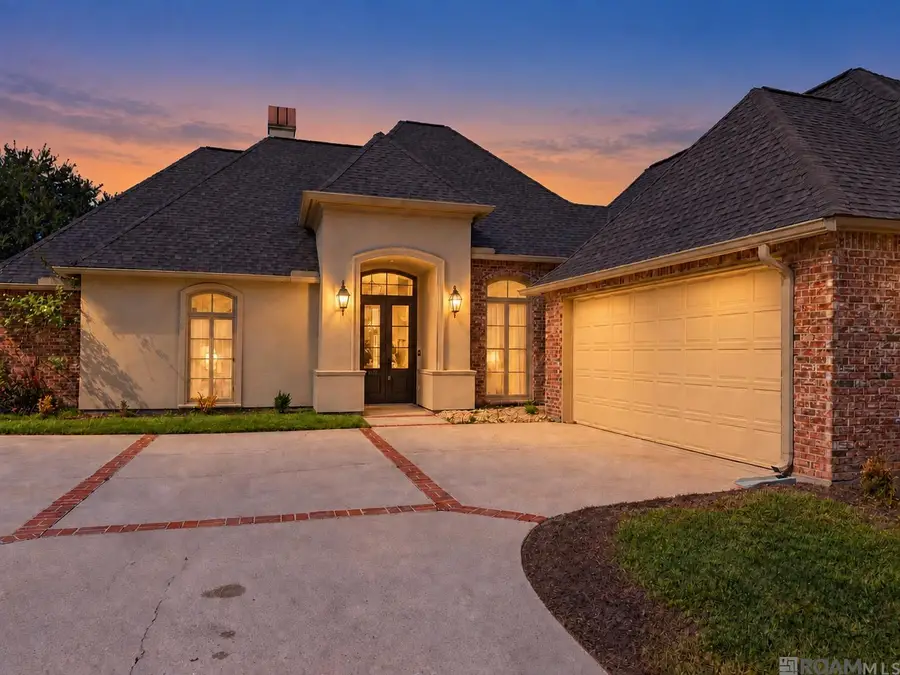 18197 Lake Harbor Ln, Prairieville, LA 70769 - #3