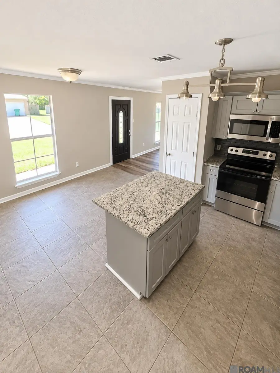 23885 Partridge Ln, Denham Springs, LA 70726 - #3