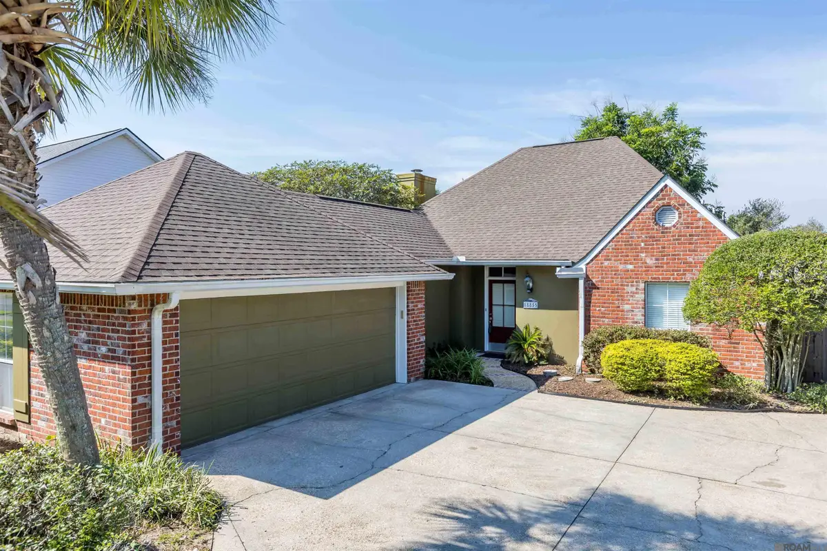 18855 W Lake Terrace Dr, Baton Rouge, LA 70817 - #1