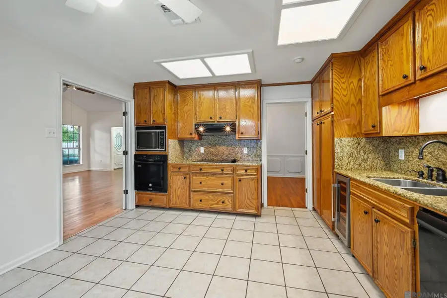 1653 Sharp Rd, Baton Rouge, LA 70815 - #2