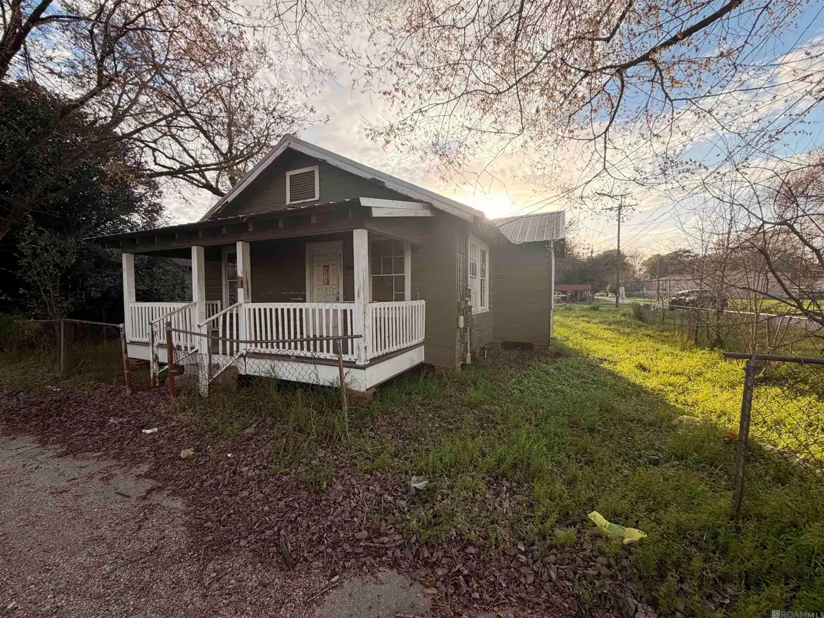 4561 E Brookstown Dr, Baton Rouge, LA 70805 - #1