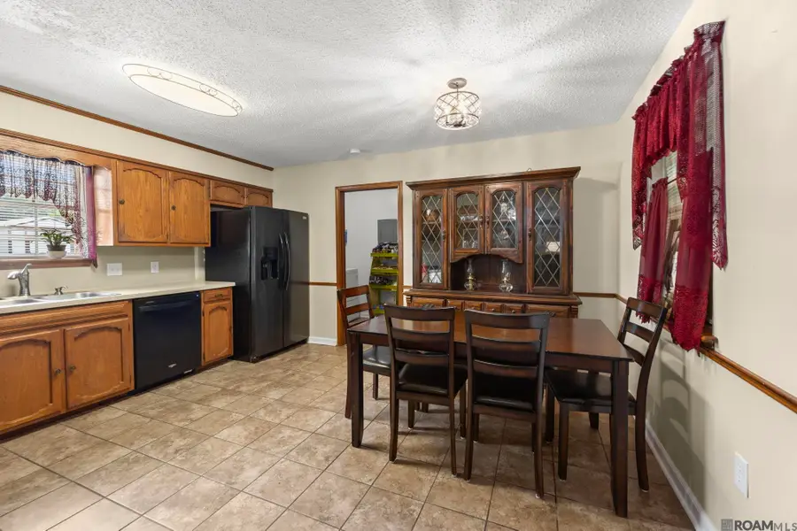 9944 Banway Dr, Central, LA 70739 - #3