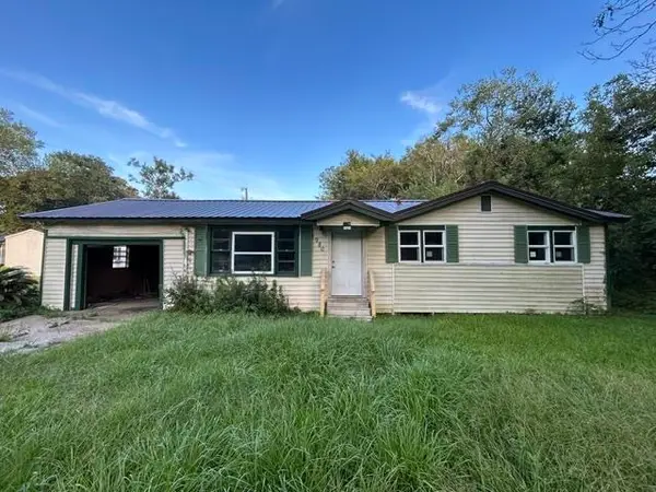 982 Chitimacha Trail, Baldwin, LA 70514