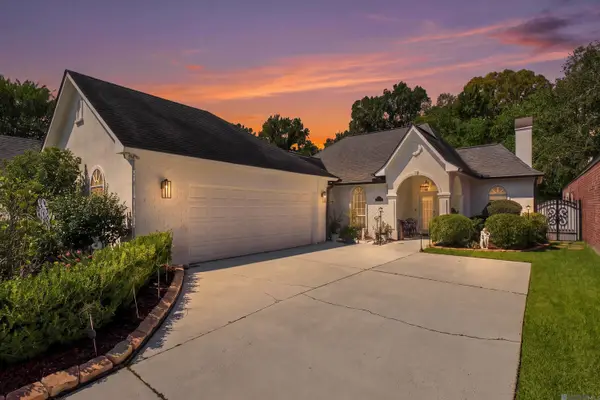 5952 Glen Cove Dr, Baton Rouge, LA 70809