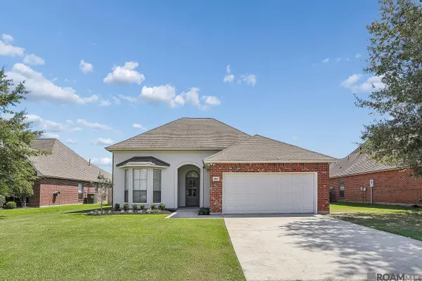 6067 Tuscany Ln, Sorrento, LA 70778