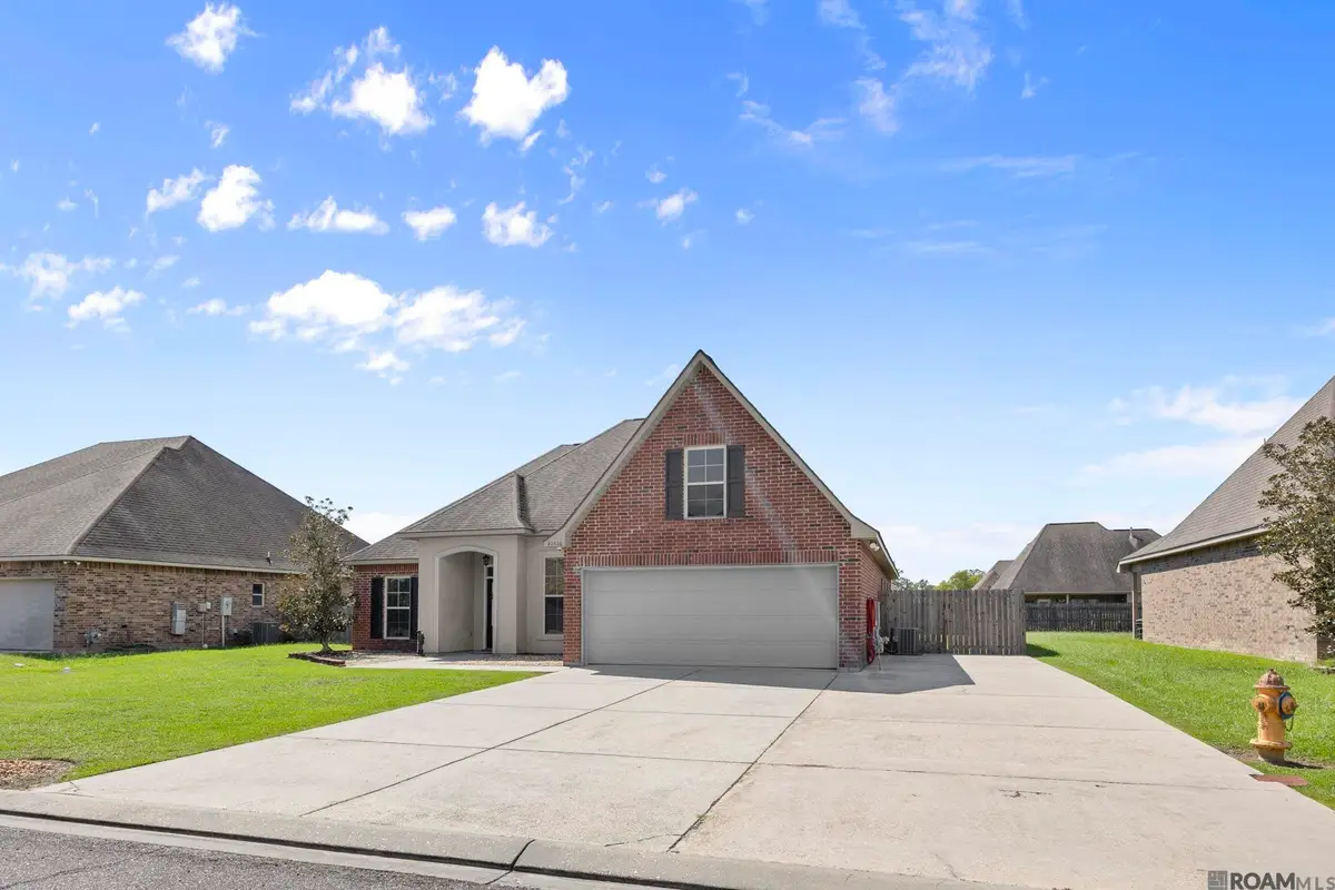 42500 Wynstone Dr, Prairieville, LA 70769 - #1