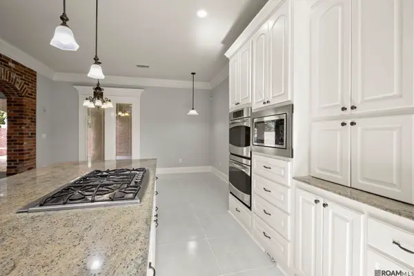 3032 Drusilla Ln, Baton Rouge, LA 70809