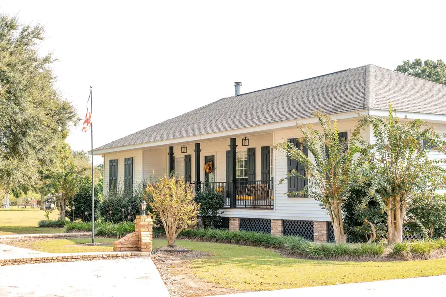 360 Levillage Drive, Larose, LA 70373 - #2