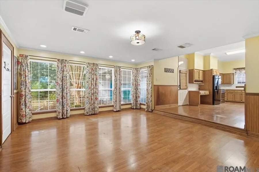 207 N Myrtle St, Amite, LA 70422 - #2