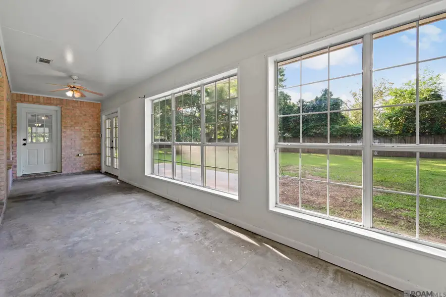 1072 Rollins Rd, Zachary, LA 70791 - #2