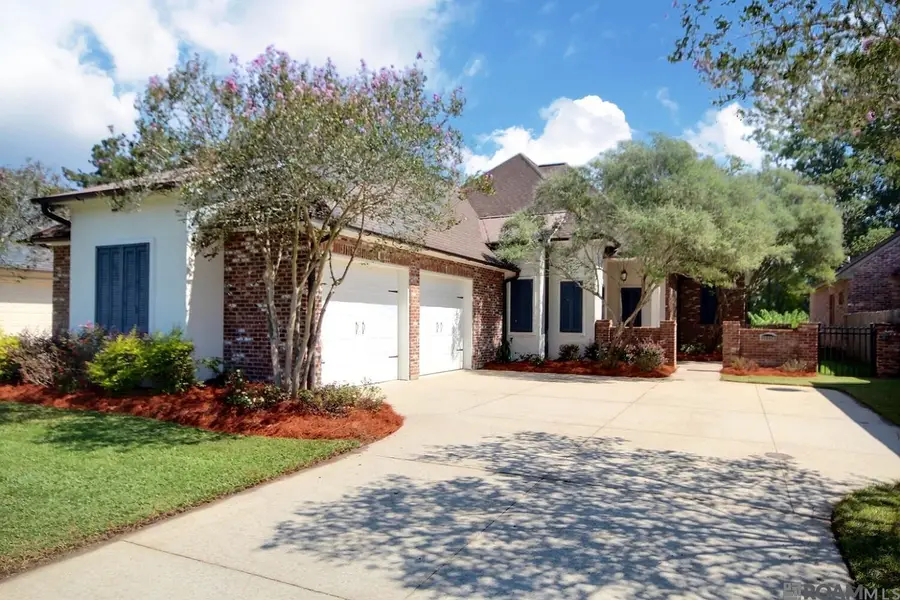 26120 St Germain Ct, Denham Springs, LA 70726 - #2