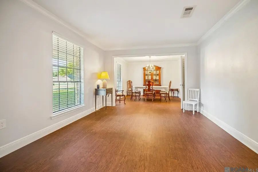 15743 Chivre Ave, Greenwell Springs, LA 70739 - #3