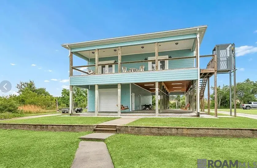 4115 Riverside Dr, Pearlington, MS 39572 - #1