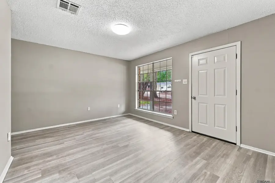 7349 Meadow Park Ave, Baton Rouge, LA 70810 - #2
