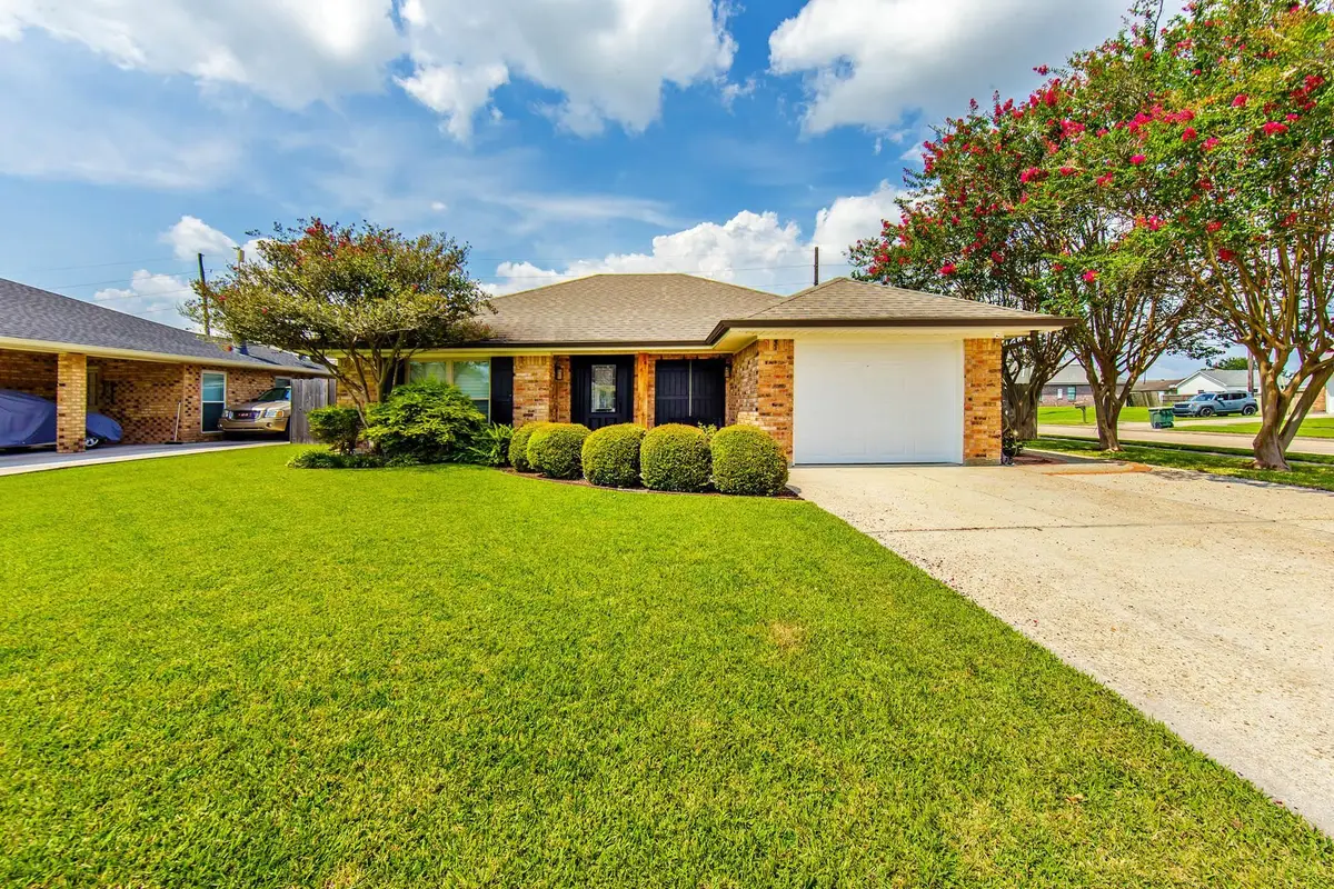 1500 Coral Dr, Houma, LA 70360 - #1