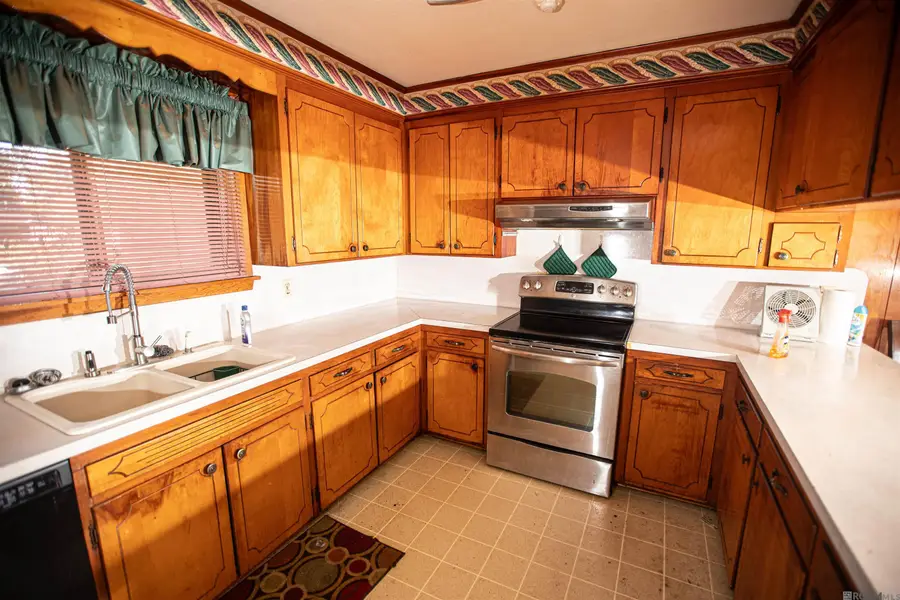 1247 Silverwood Dr, Baton Rouge, LA 70807 - #2