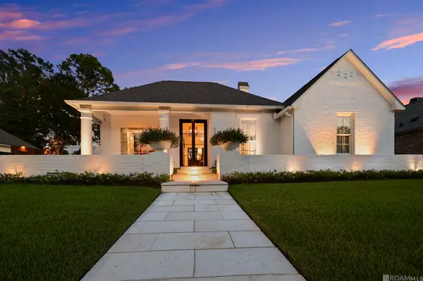 224 Plantation Ridge Ln, Saint George, LA 70810