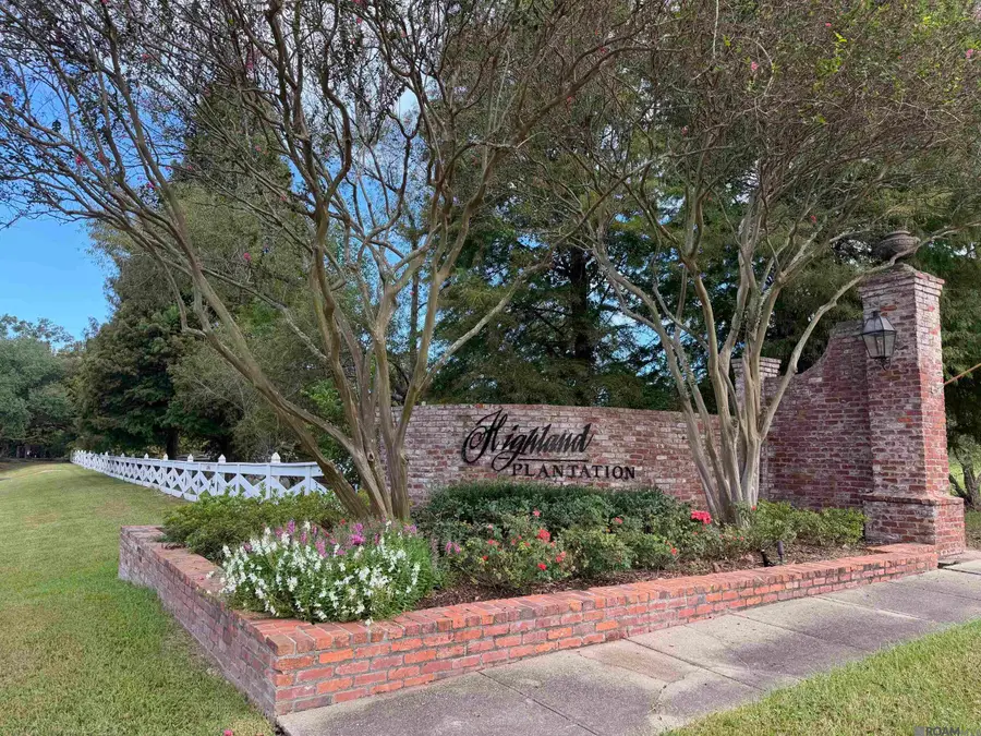 224 Plantation Ridge Ln, Village Saint George, LA 70810 - #2