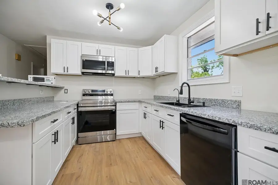 10087 Alpha Dr, Baton Rouge, LA 70814 - #3