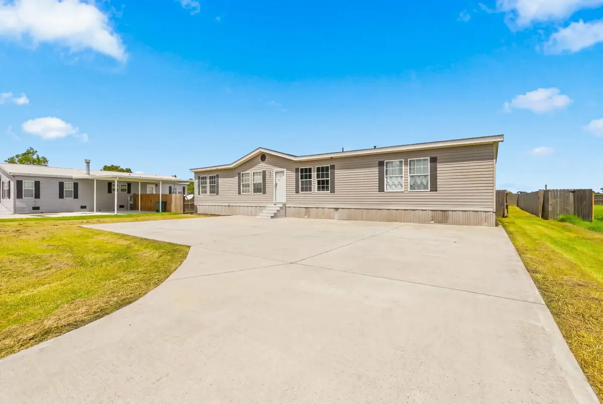 206 Bently Drive, Thibodaux, LA 70301 - #1