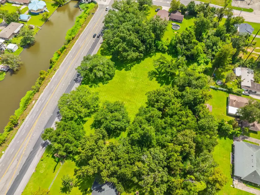 9268 Main St, Houma, LA 70363 - #3