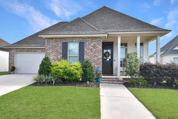 353 Glenthorne Dr, Gonzales, LA 70737