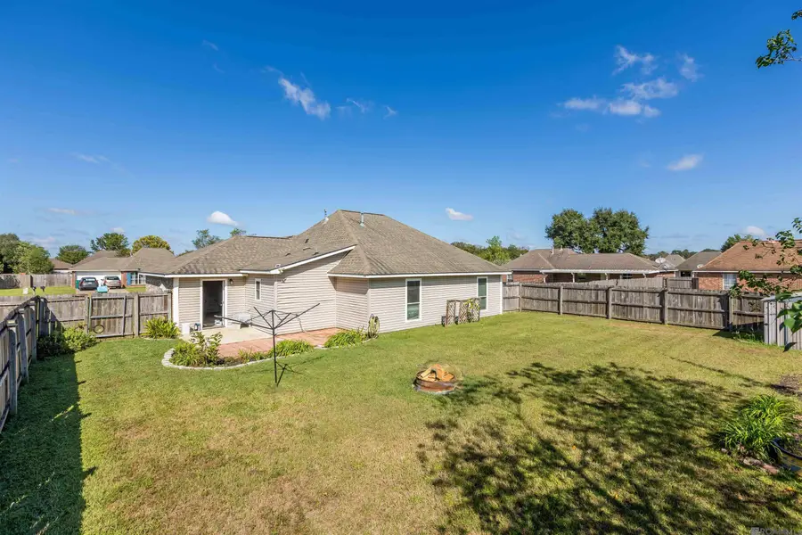 36032 Portsmouth Dr, Denham Springs, LA 70706 - #3