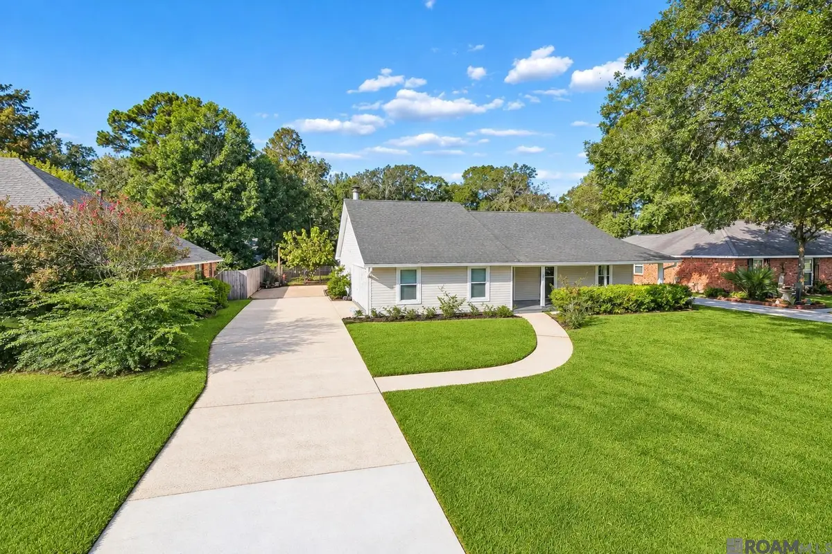 6064 Fleetwood Dr, Baton Rouge, LA 70817 - #1