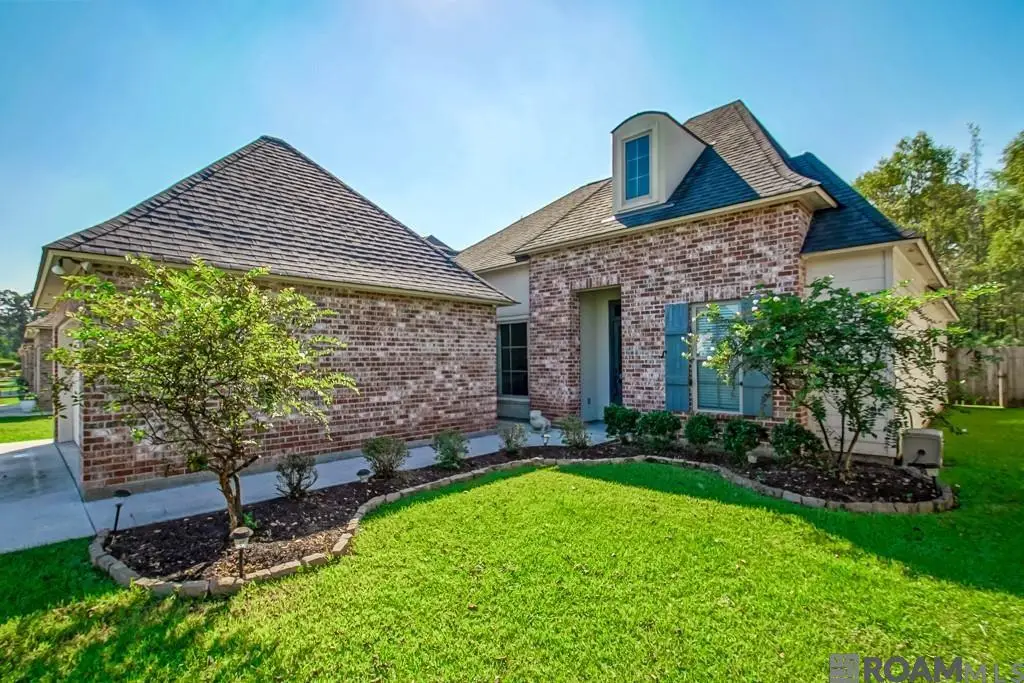 10372 Grand Plaza Dr, Denham Springs, LA 70726 - #1