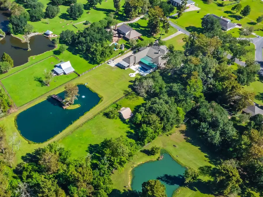 110 Nicholls Drive, Thibodaux, LA 70301 - #3