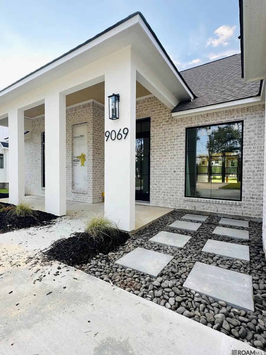 9069 Hillon Hood Rd, Denham Springs, LA 70726 - #3
