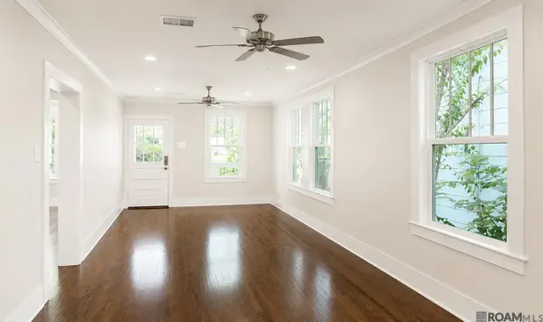 745 Ingleside Dr, Baton Rouge, LA 70806