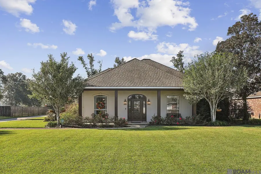 8788 Wyeth Dr, Denham Springs, LA 70706 - #2