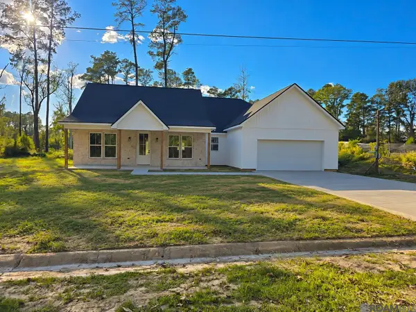 24251 Glory Dr, Livingston, LA 70754