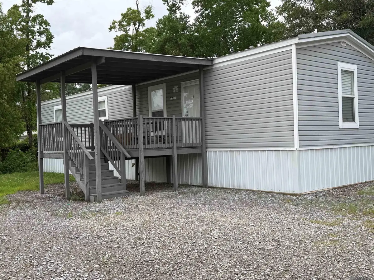 25691 Gill Rd, Denham Springs, LA 70726 - #1