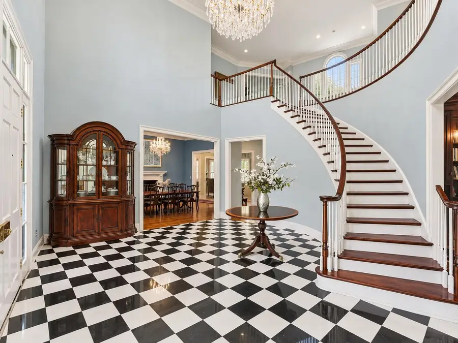 800 E 1st St, Thibodaux, LA 70301 - #3