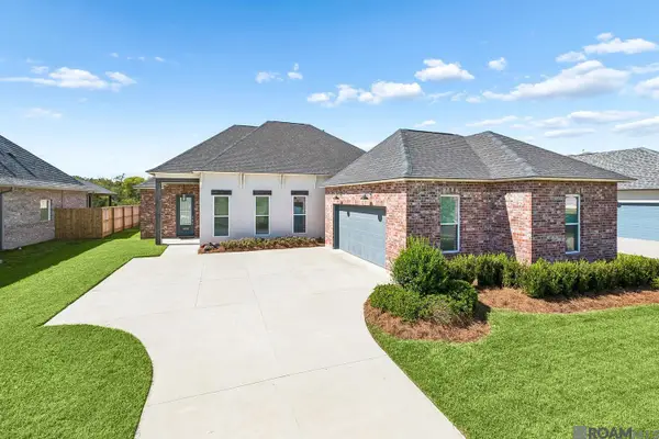 9836 Oak Colony Dr, Baton Rouge, LA 70817
