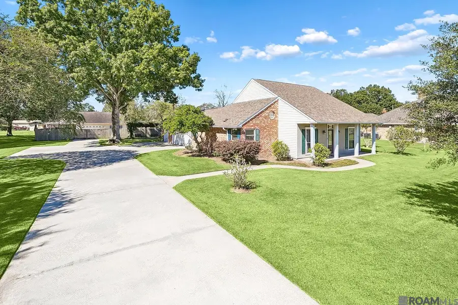 2203 S Ormond Ave, Gonzales, LA 70737 - #3