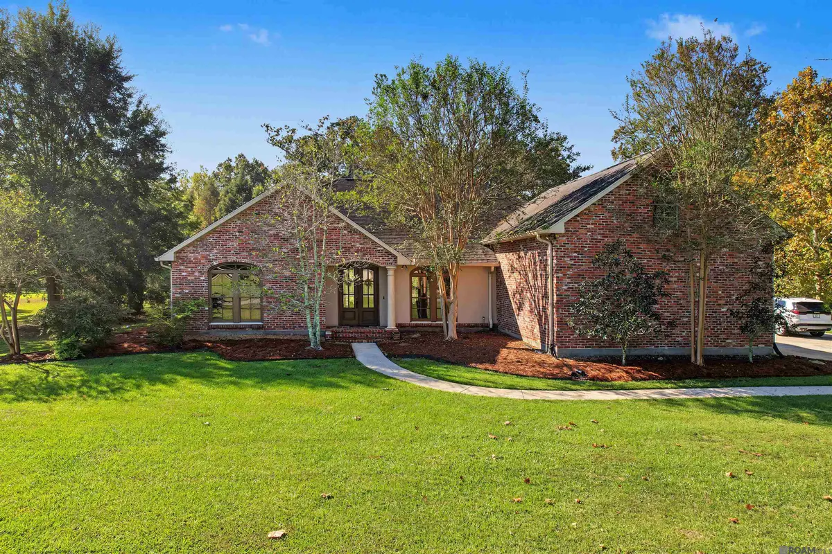 20704 La Rouge Ct, Livingston, LA 70754 - #1