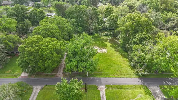476 Magnolia Wood Ave, Baton Rouge, LA 70810