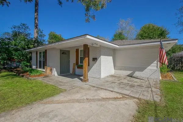 810 Poplar St, Denham Springs, LA 70726