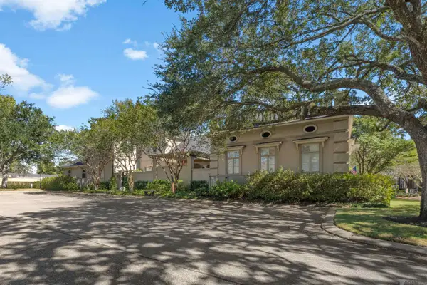 23 Jamestowne Ct, Baton Rouge, LA 70809