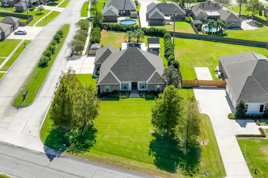3395 Bayou Black Dr, Houma, LA 70360 - #2